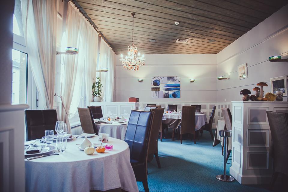 Hotel Logis Le Bourbon Yssingeaux المظهر الخارجي الصورة